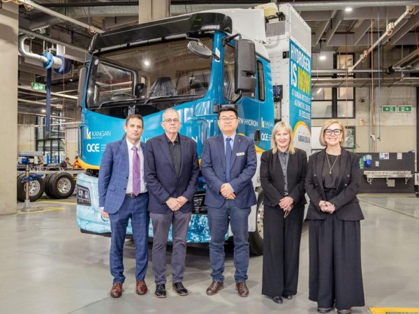 “This partnership with Kangan Institute has allowed us to share technical knowledge gained from millions of km’s of real-world experience.”
